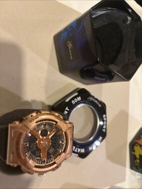 Men's Rose Gold Sport Watch with Black Dial - Fashion Accessory